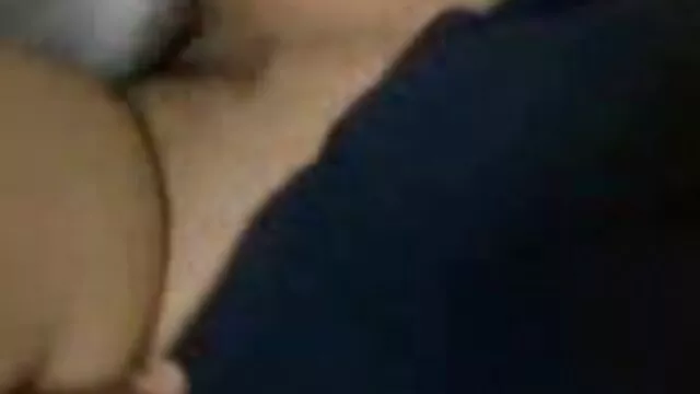 XXX sem registo  A solteirona anda a foder e a porno com historia completo vir-se para cima de si mesma.