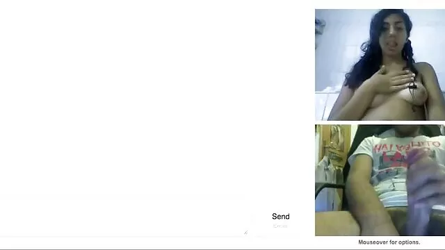 XXX sem registo  Os mamilos russos põem anal e deixam o homem inseri - lo. filme erotico desenho