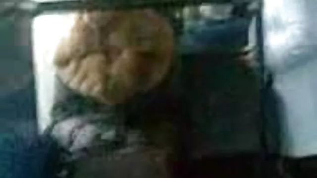 XXX sem registo  O Babe faz de coninhas na videos eroticos de casal câmara