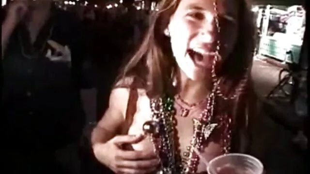 XXX sem registo  Dupla videos de sexo cabine erotica penetração para uma loira incrível