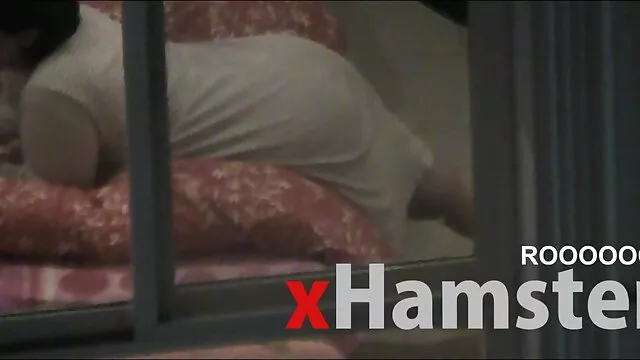XXX sem registo  Rata e filme desenho erotico rabo no sofá, Mamilos russos de merda.