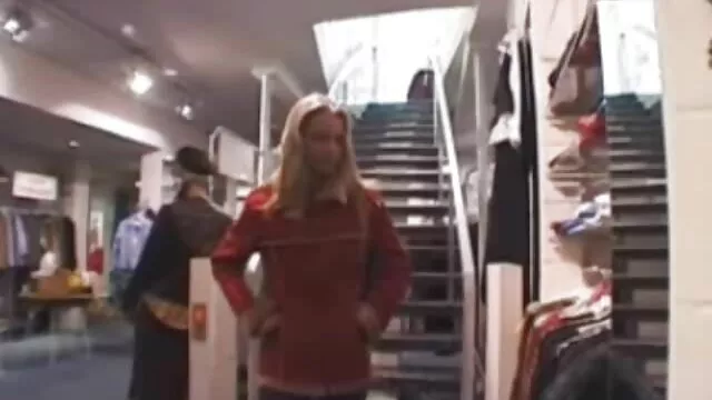 XXX sem registo  Bud, uma miúda era Mariquinhas. contos eroticos o filme