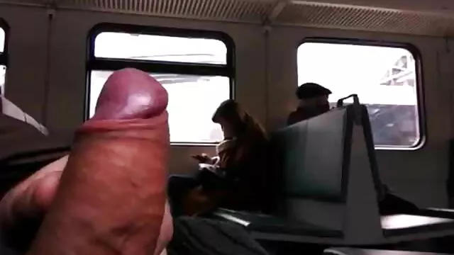 XXX sem registo  Quase videos eroticos em desenho uma puta na rata.