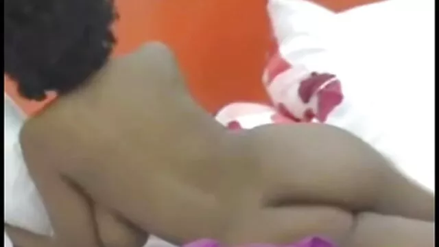 XXX sem registo  Os checos desfrutam de uma orgia embriagada numa casa filmes eroticos hentai de campo.