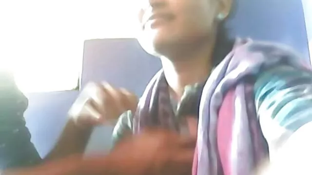 XXX sem registo  A rapariga russa video adulto erotico com mamas lindas é fodida