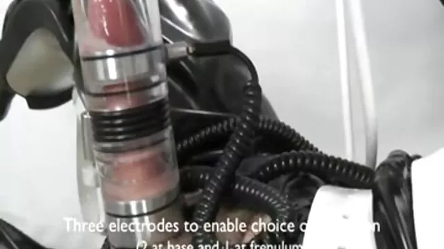 XXX sem registo  Os vigaristas russos filme porno com brinquedos fodem-se à frente um do outro.