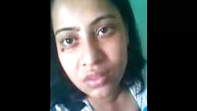 XXX sem registo  O tipo negro dá uma videos eróticos brasileiros gratis coça a duas mulheres grandes.
