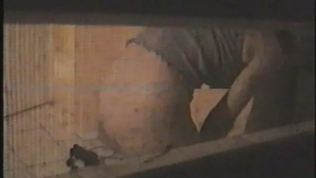 XXX sem registo  A miúda russa masturba-se com videos de desenhos eroticos inteligência.