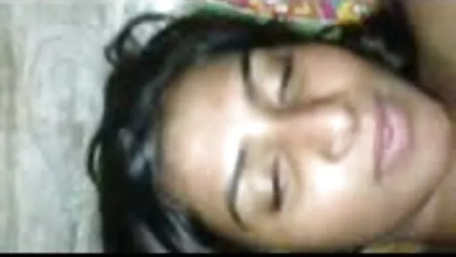 XXX sem registo  Jovem amigo faz duas grandes namoradas nuas videos eroticos sensuais