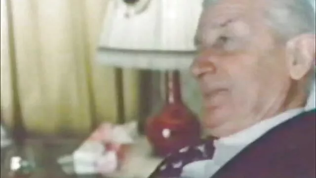 XXX sem registo  Enquanto as esposas estavam distraídas videos quadrinhos eroticos por ver as Lésbicas