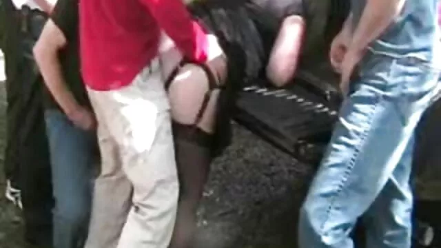 XXX sem registo  As raparigas russas foram violadas por hentai videos eroticos uma pessoa entusiasta.