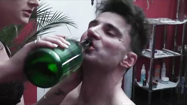 XXX sem registo  CB B video hentai erotico relógio anal doloroso com piadas