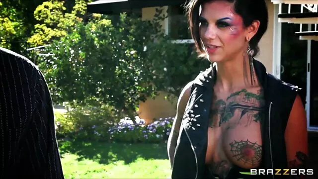 XXX sem registo  Fodi a vídeo pornô erótico cara do namorado dela com beleza russa.