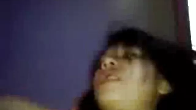 XXX sem registo  Boazona e vídeo pornô eróticos careca fode na cama
