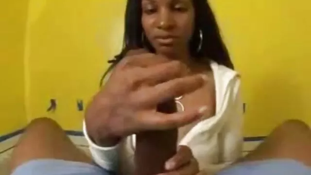 XXX sem registo  Super hot se with curvy ver vidio erotico brunette
