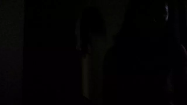 XXX sem registo  Raparigas frescas e de bom gosto participam num Ménage contos eroticos com filme à trois